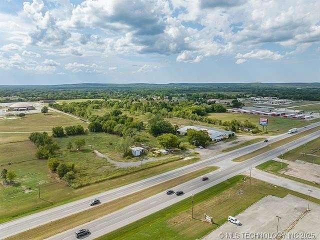 2.76 Acres of Commercial Land for Sale in Okmulgee, Oklahoma