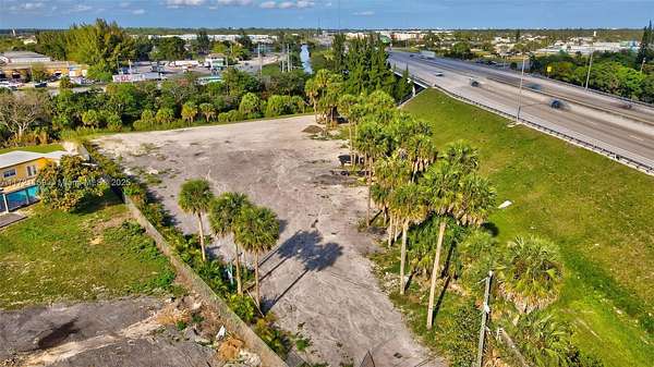 0.99 Acres of Residential Land for Sale in West Palm Beach, Florida