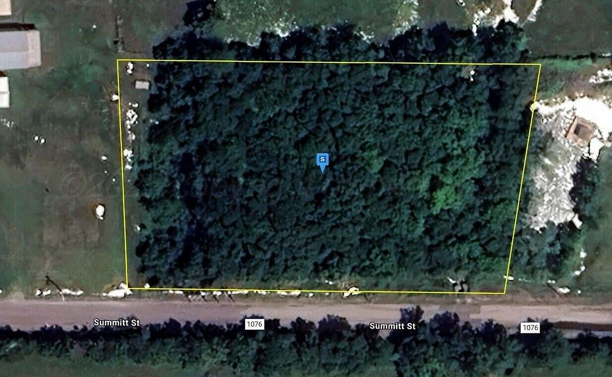 1.6 Acres of Residential Land for Sale in Farmersville, Texas