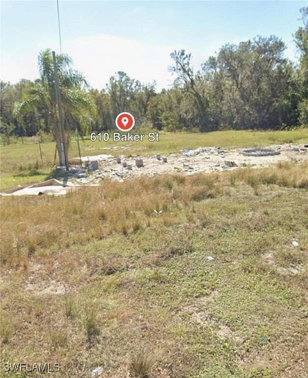 0.876 Acres of Residential Land for Sale in Wauchula, Florida