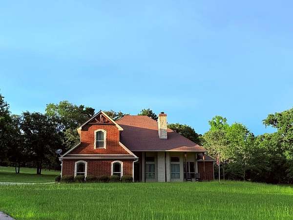 5.63 Acres of Residential Land with Home for Sale in Frankston, Texas