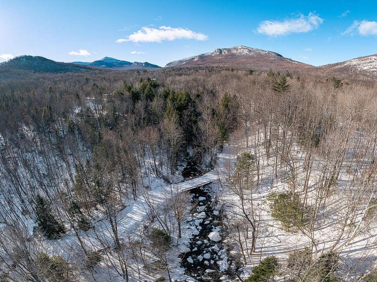 105.9 Acres of Recreational Land for Sale in Keene, New York