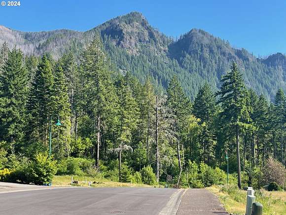 0.06 Acres of Residential Land for Sale in Cascade Locks, Oregon