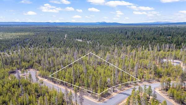 1.65 Acres of Residential Land for Sale in La Pine, Oregon