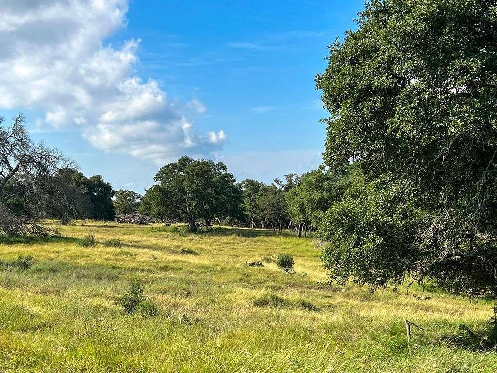 7.52 Acres of Residential Land for Sale in Kerrville, Texas