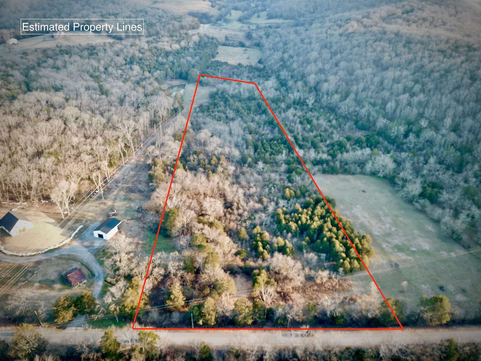 9.82 Acres of Recreational Land for Sale in Fayetteville, Tennessee