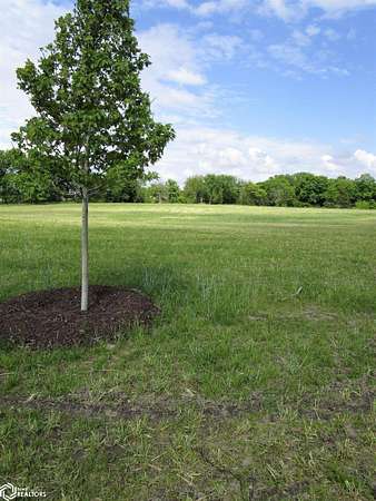 1.13 Acres of Residential Land for Sale in Iowa Falls, Iowa