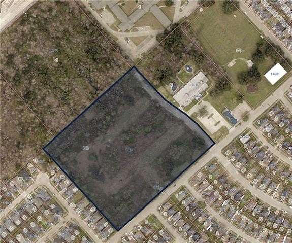 8.728 Acres of Commercial Land for Sale in New Orleans, Louisiana