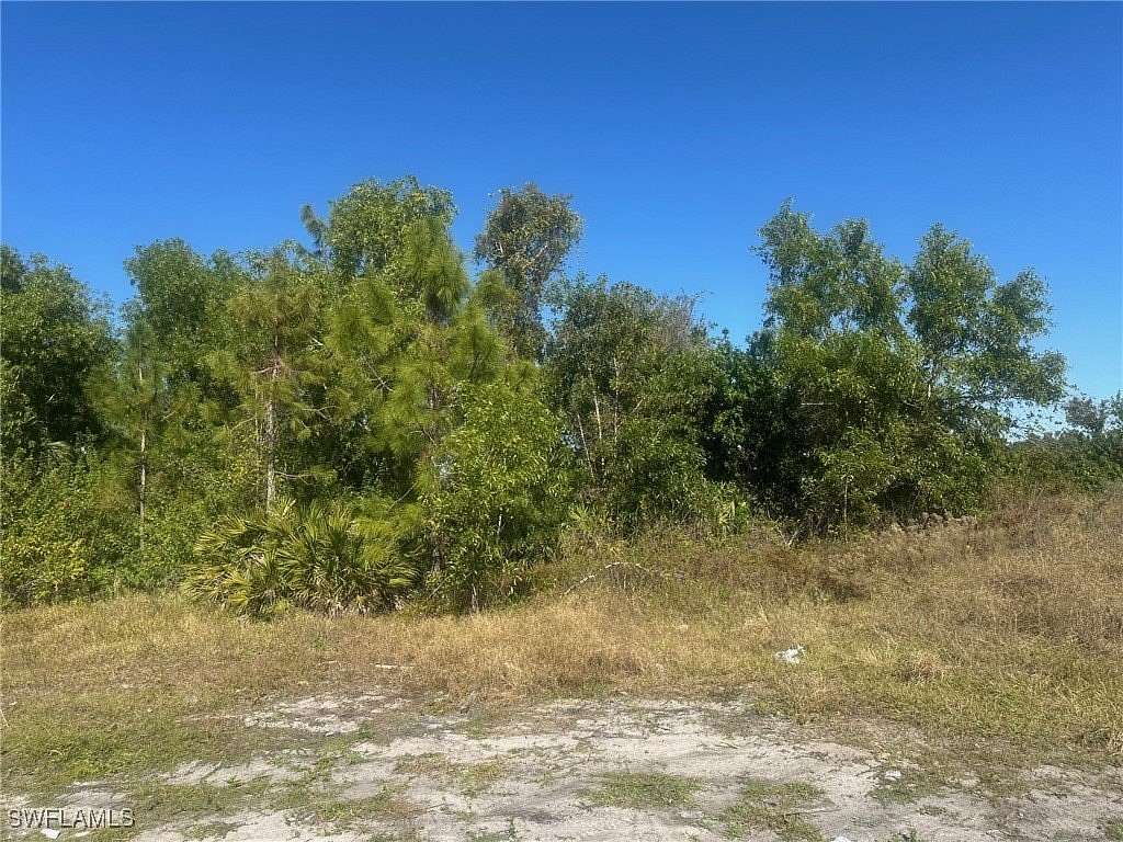 0.276 Acres of Residential Land for Sale in Lehigh Acres, Florida