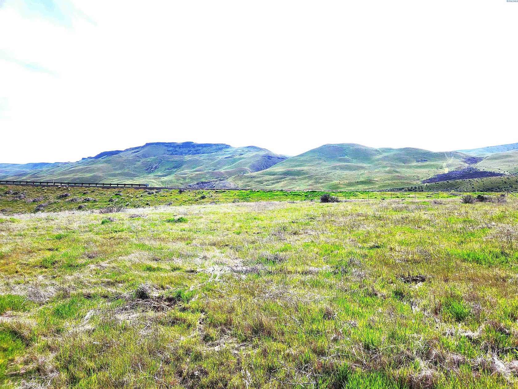 5 Acres of Residential Land for Sale in Prosser, Washington