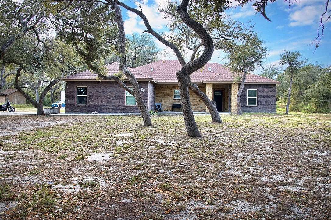 2.43 Acres of Residential Land with Home for Sale in Ingleside, Texas