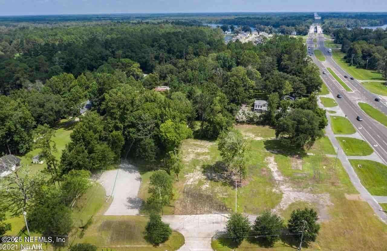 1.69 Acres of Commercial Land for Sale in Green Cove Springs, Florida