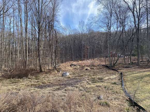 1.22 Acres of Residential Land for Sale in Cheshire, Connecticut