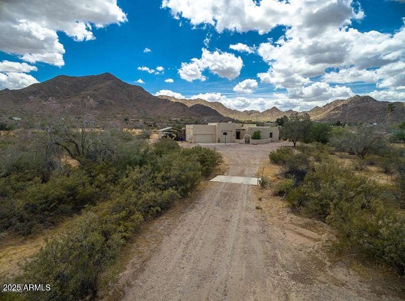 3.47 Acres of Residential Land with Home for Sale in San Tan Valley, Arizona