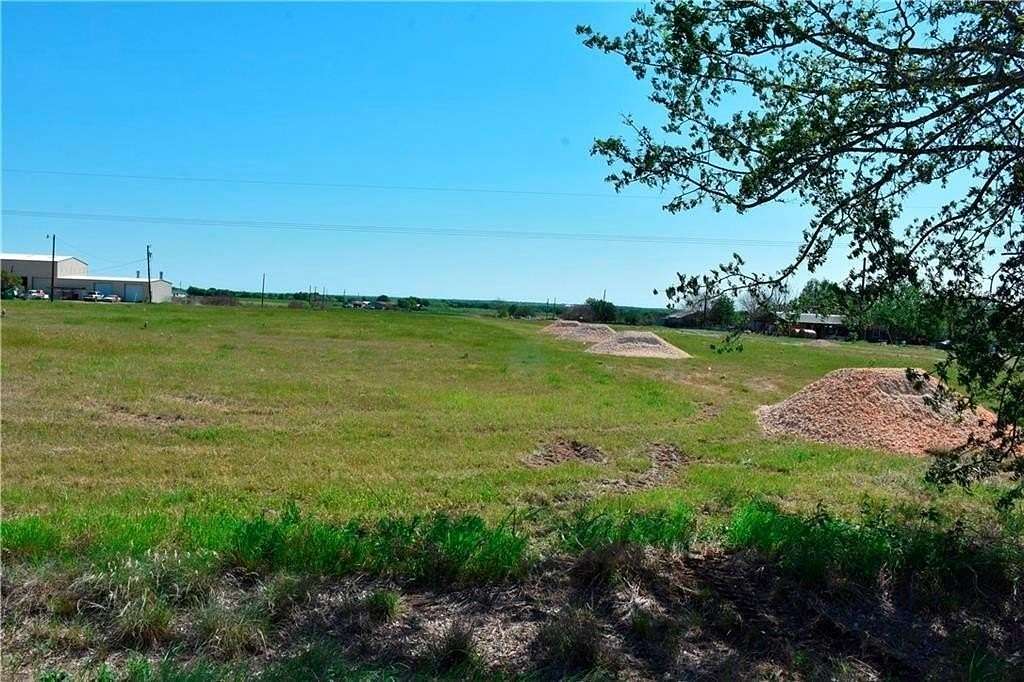 Land for Sale in Coupland, Texas