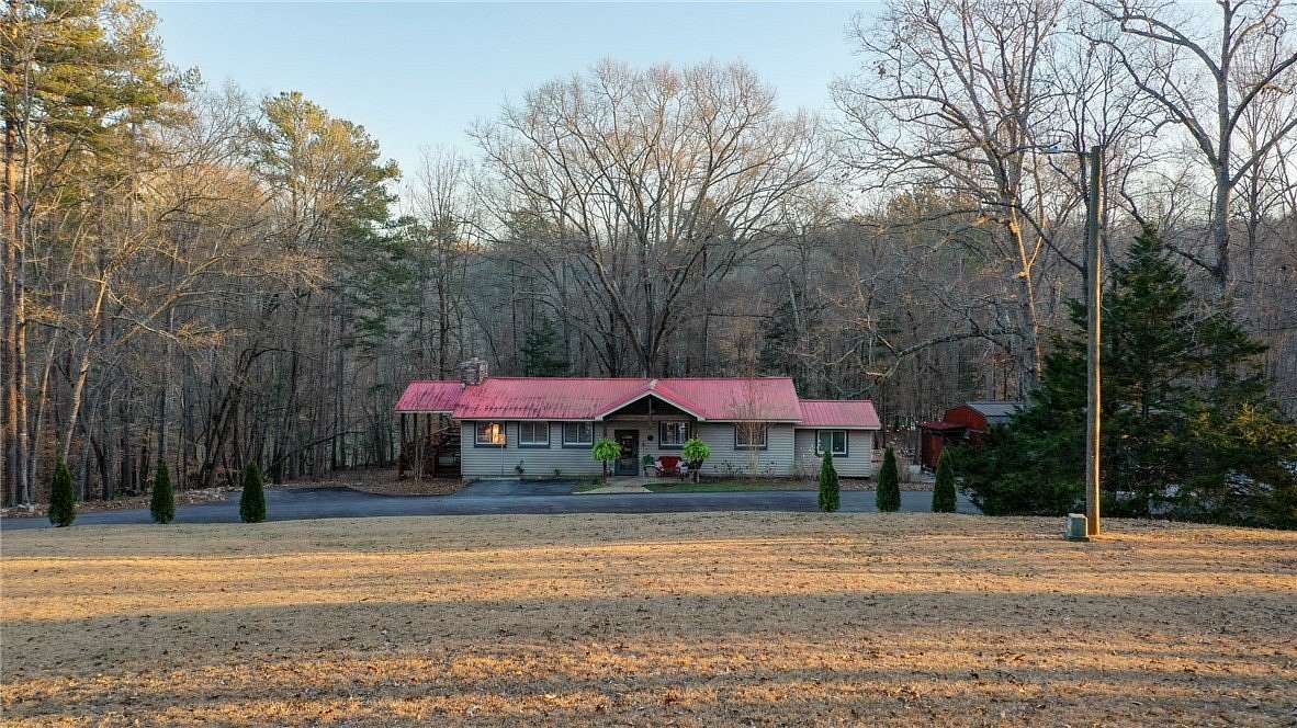 3.442 Acres of Residential Land with Home for Sale in Central, South Carolina