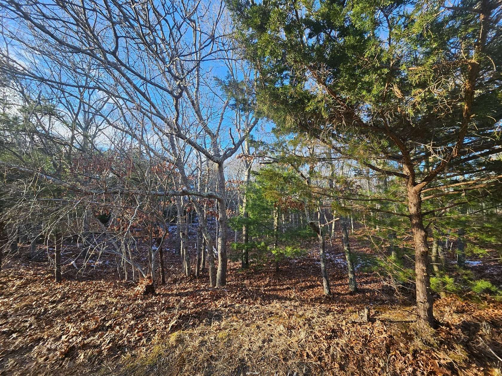 0.88 Acres of Land for Sale in Wainscott, New York