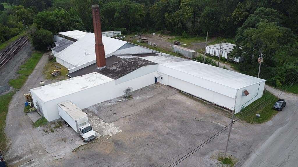 4.42 Acres of Improved Commercial Land for Sale in Crestline, Ohio