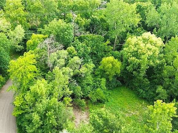 3 Acres of Land for Sale in Kansas City, Missouri