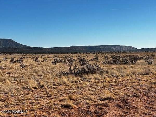 9.25 Acres of Land for Sale in Seligman, Arizona