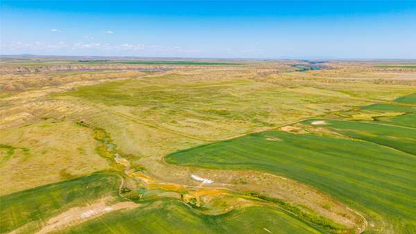 320 Acres of Land for Sale in Highwood, Montana