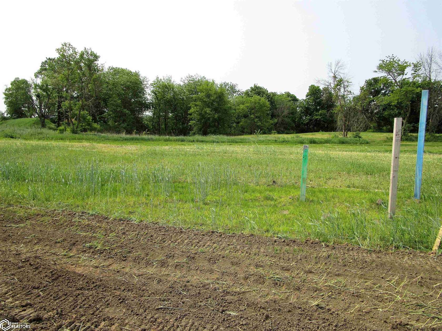 0.9 Acres of Residential Land for Sale in Iowa Falls, Iowa