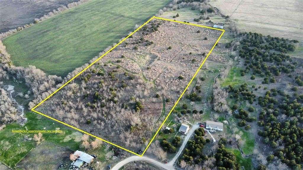 15 Acres of Recreational Land & Farm for Sale in Honey Grove, Texas