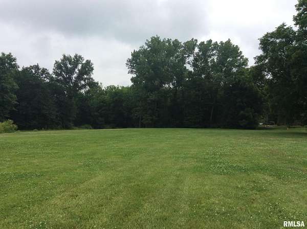 2.36 Acres of Mixed-Use Land for Sale in Mount Vernon, Illinois