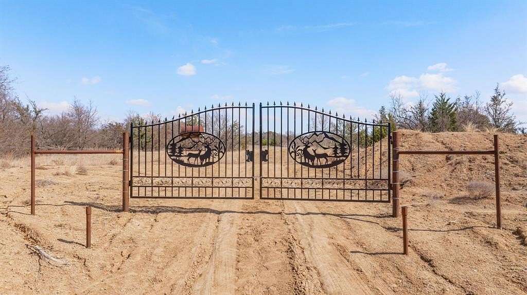 97.5 Acres of Land for Sale in Dublin, Texas