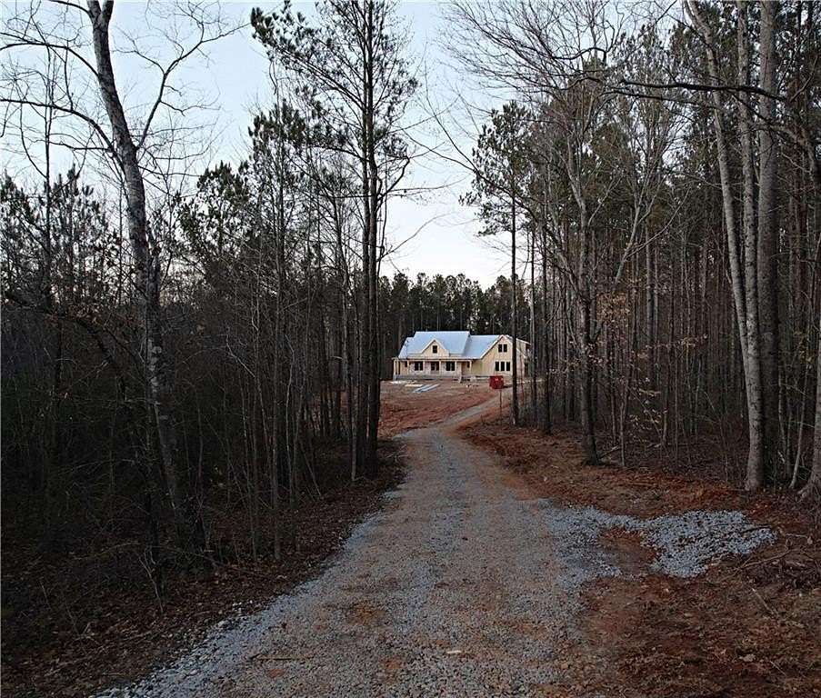 14.99 Acres of Land with Home for Sale in Temple, Georgia