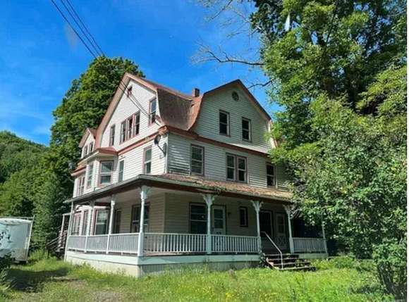 2.89 Acres of Residential Land with Home for Sale in Roscoe, New York