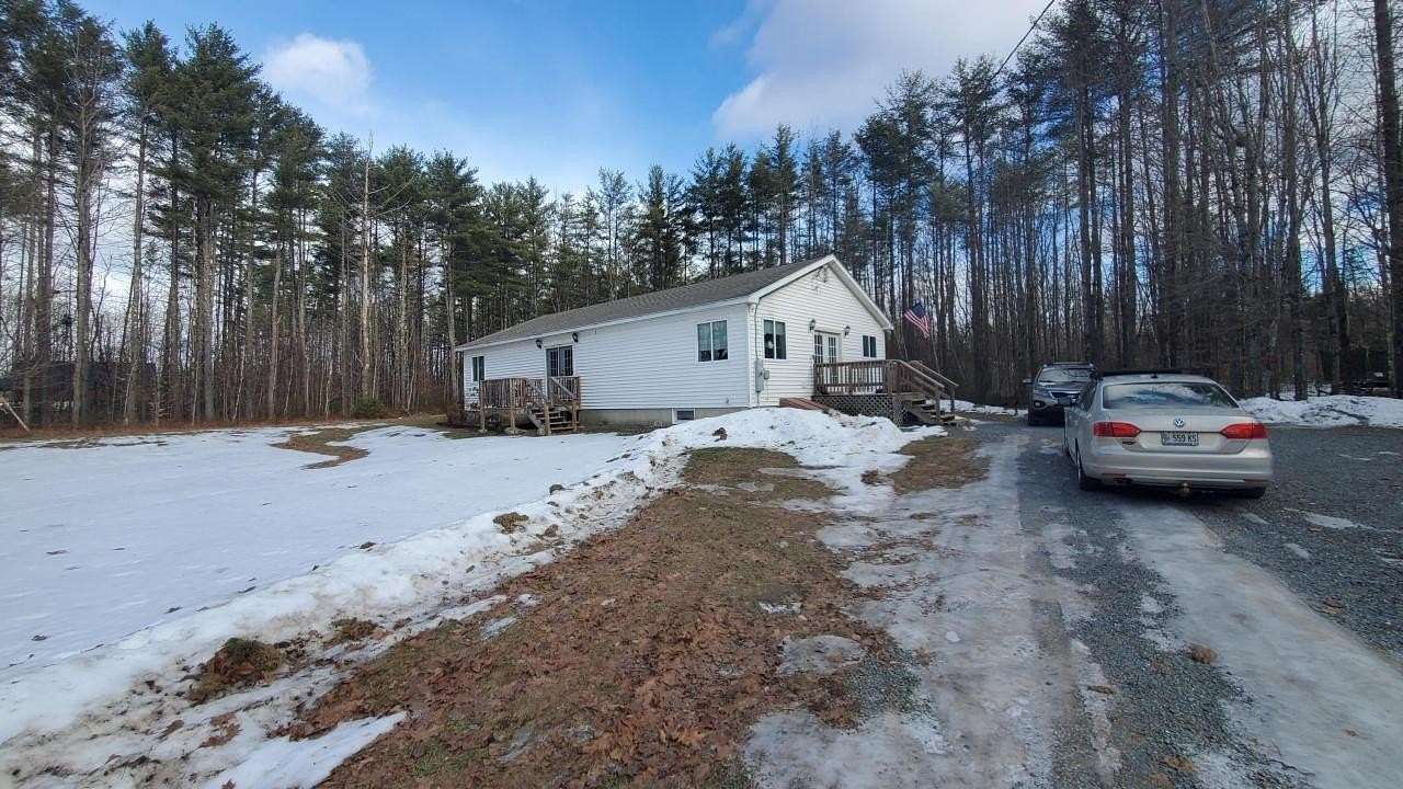 5.65 Acres of Residential Land with Home for Sale in Saint Albans, Maine