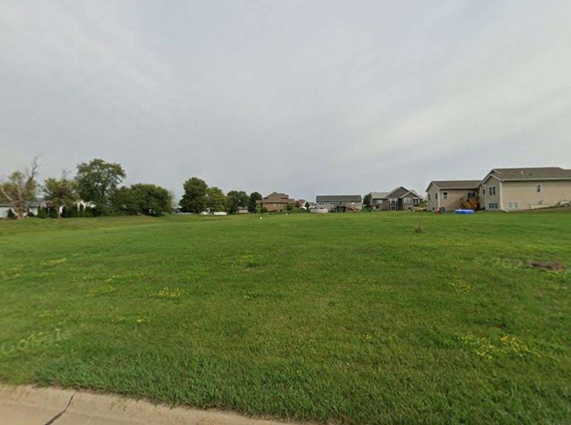 0.95 Acres of Residential Land for Sale in Center Point, Iowa