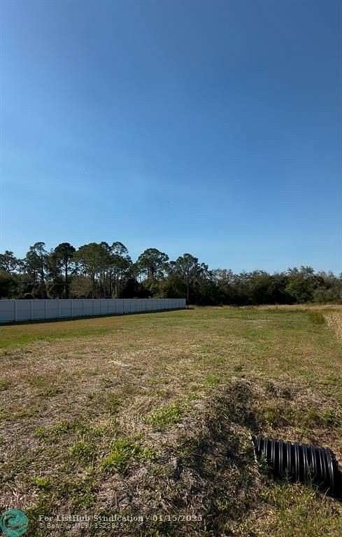 0.253 Acres of Residential Land for Sale in Okeechobee, Florida