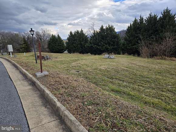 0.09 Acres of Land for Sale in Woodstock, Virginia