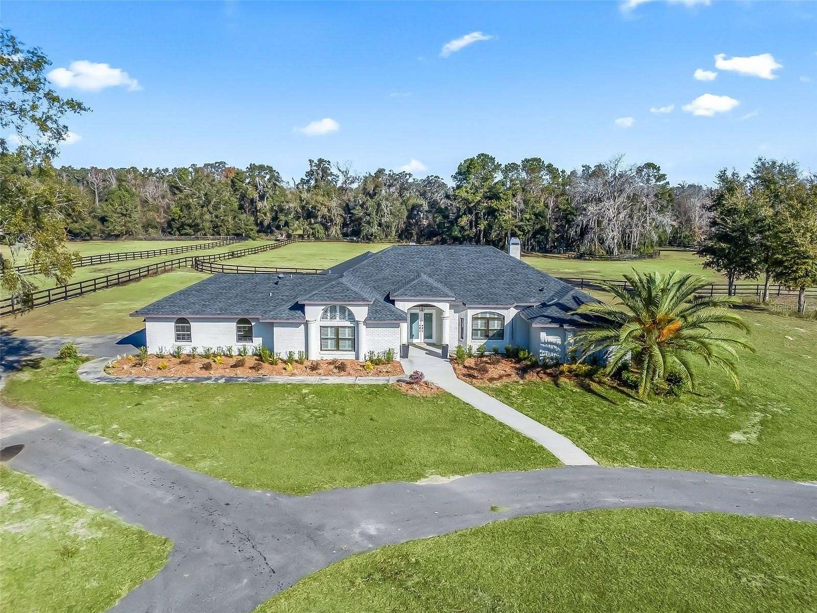 10.25 Acres of Land with Home for Sale in Ocala, Florida