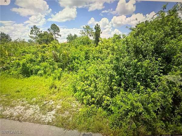 0.25 Acres of Residential Land for Sale in Lehigh Acres, Florida