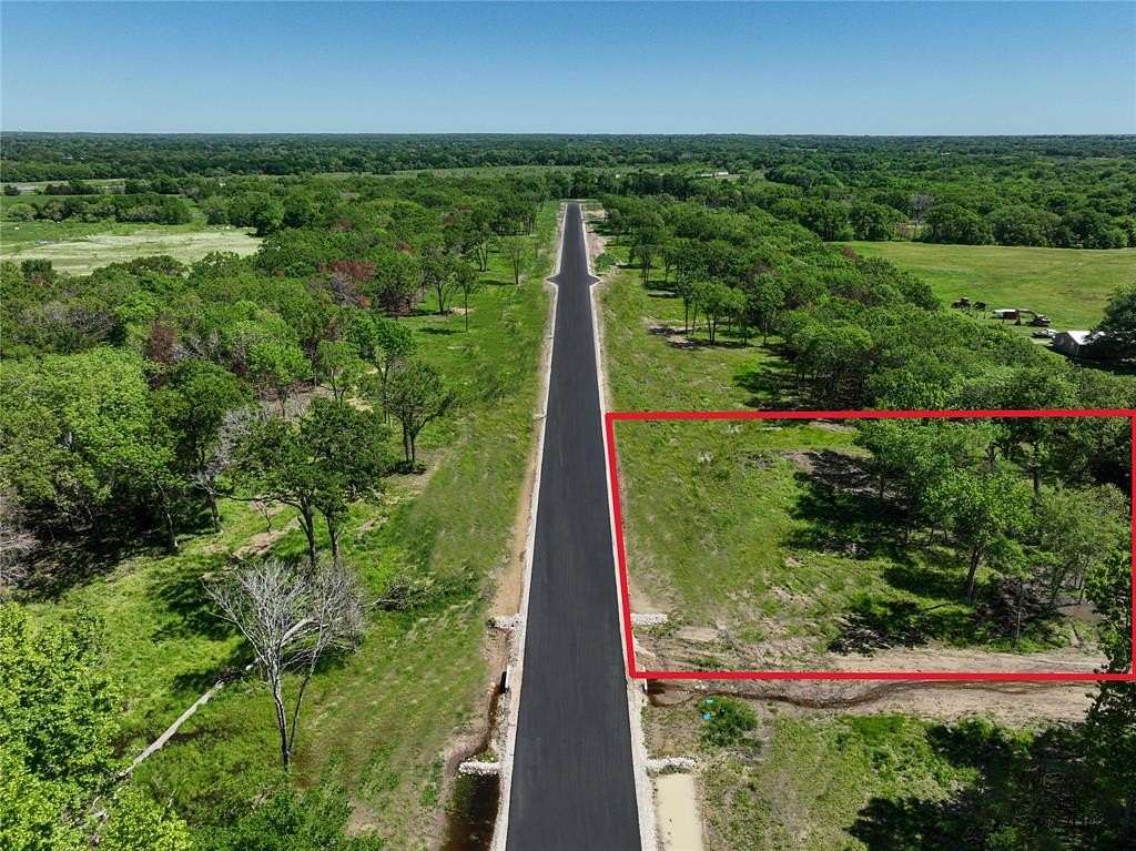 1.052 Acres of Residential Land for Sale in Terrell, Texas