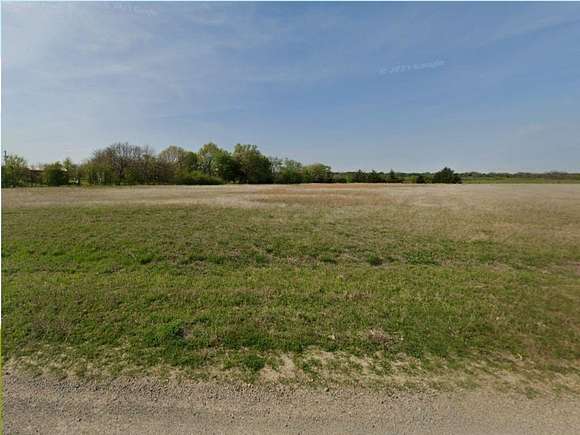 5 Acres of Land for Sale in Whitewright, Texas