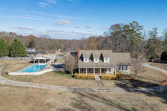 2.26 Acres of Residential Land with Home for Sale in Braselton, Georgia