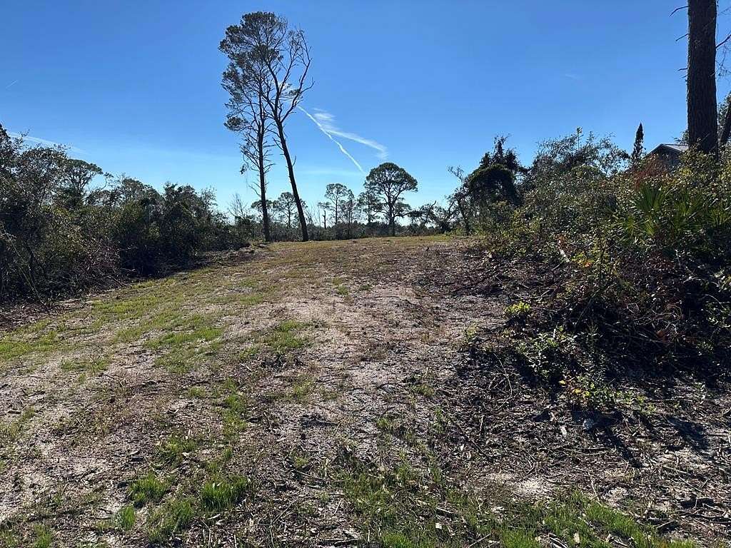 0.83 Acres of Land for Sale in Cedar Key, Florida