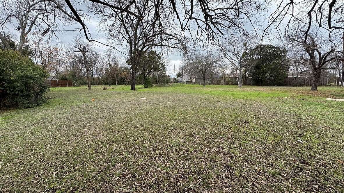 0.68 Acres of Residential Land for Sale in Waco, Texas