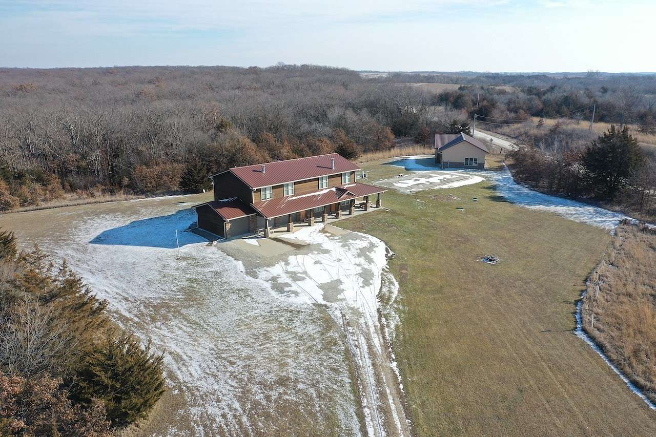 92.4 Acres of Land with Home for Sale in Mount Ayr, Iowa