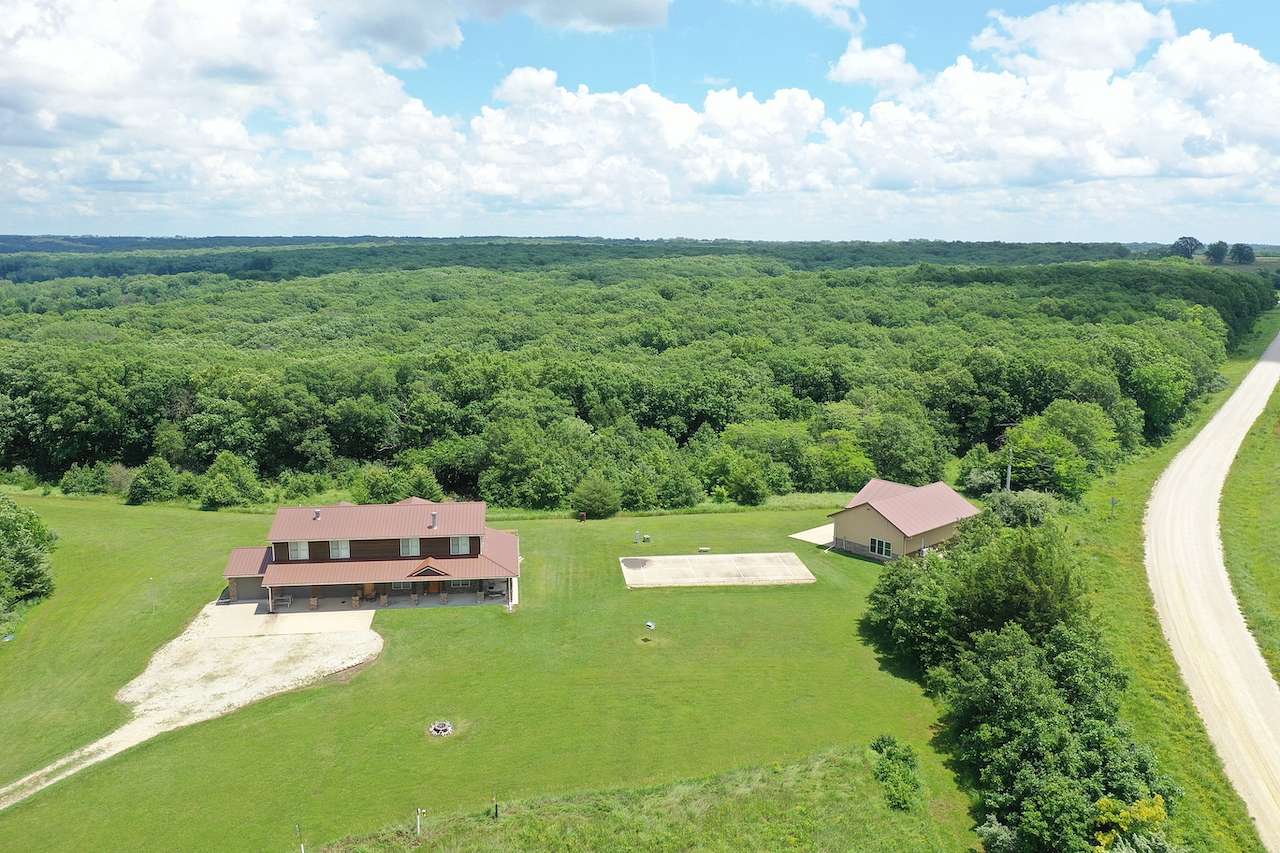 92.4 Acres of Land with Home for Sale in Mount Ayr, Iowa