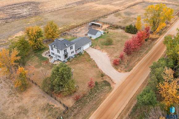 4 Acres of Residential Land with Home for Sale in Harrisburg, South Dakota