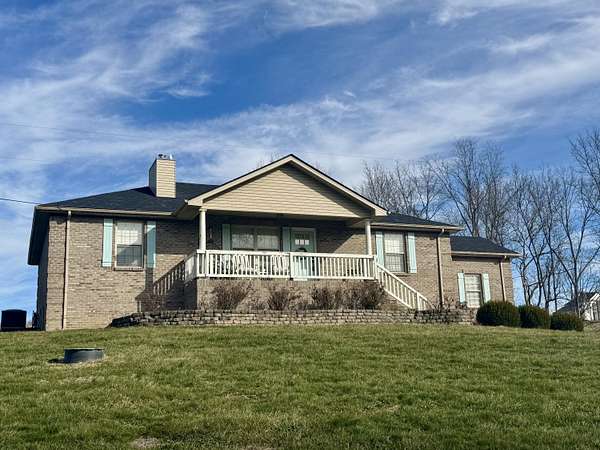 4 Acres of Residential Land with Home for Sale in Mount Sterling, Kentucky