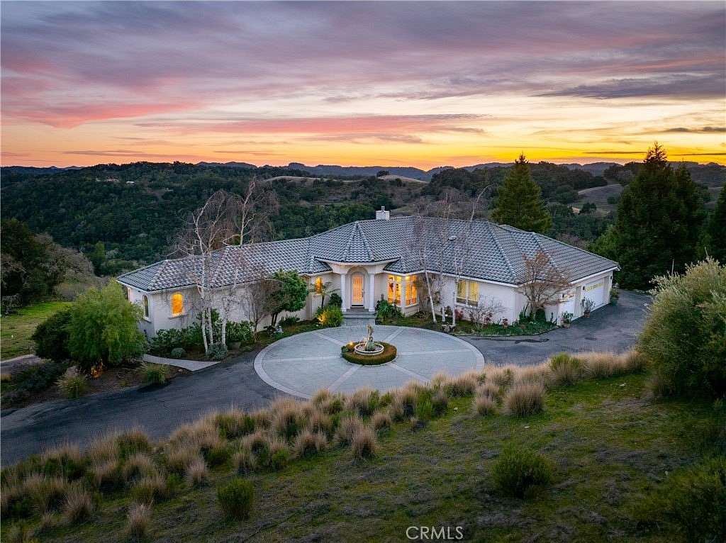 20 Acres of Land with Home for Sale in Templeton, California