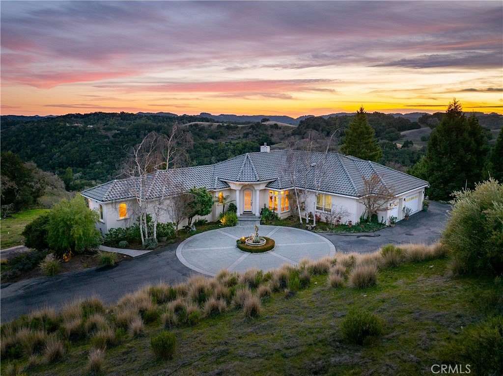 20 Acres of Land with Home for Sale in Templeton, California