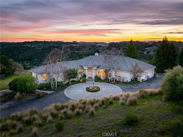 20 Acres of Land with Home for Sale in Templeton, California