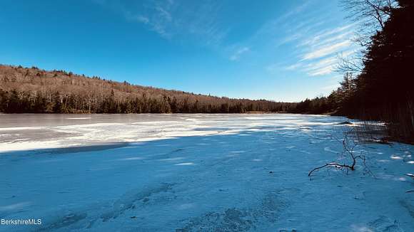 40 Acres of Land for Sale in Becket, Massachusetts